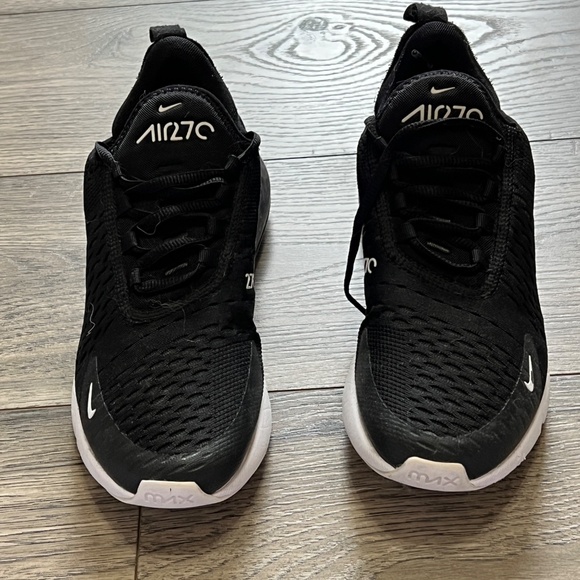 Nike Air Max 270 Black White - Picture 6 of 6